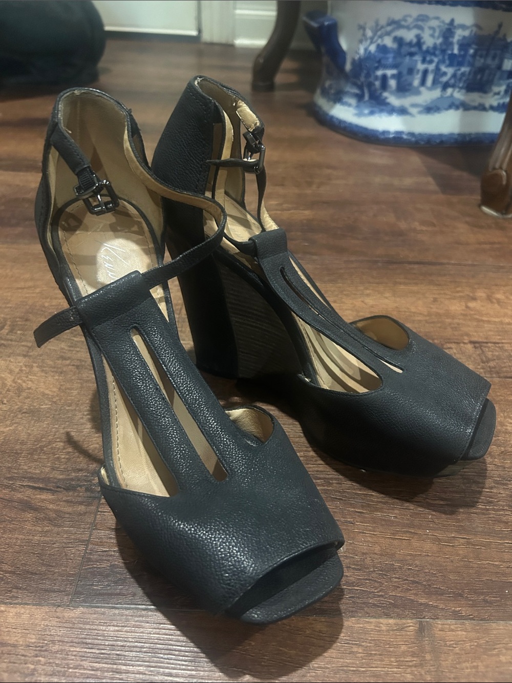 Kenneth Cole New York Black Peep-Toe T-Strap Platform Heels